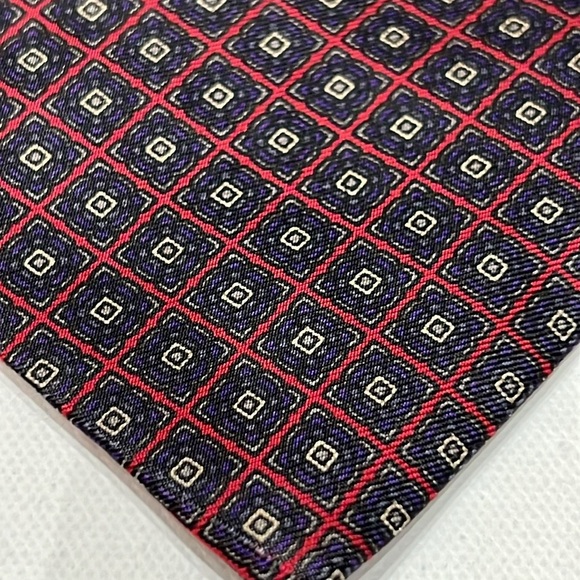 Men's Classic Lanvin Tie - Picture 2 of 7
